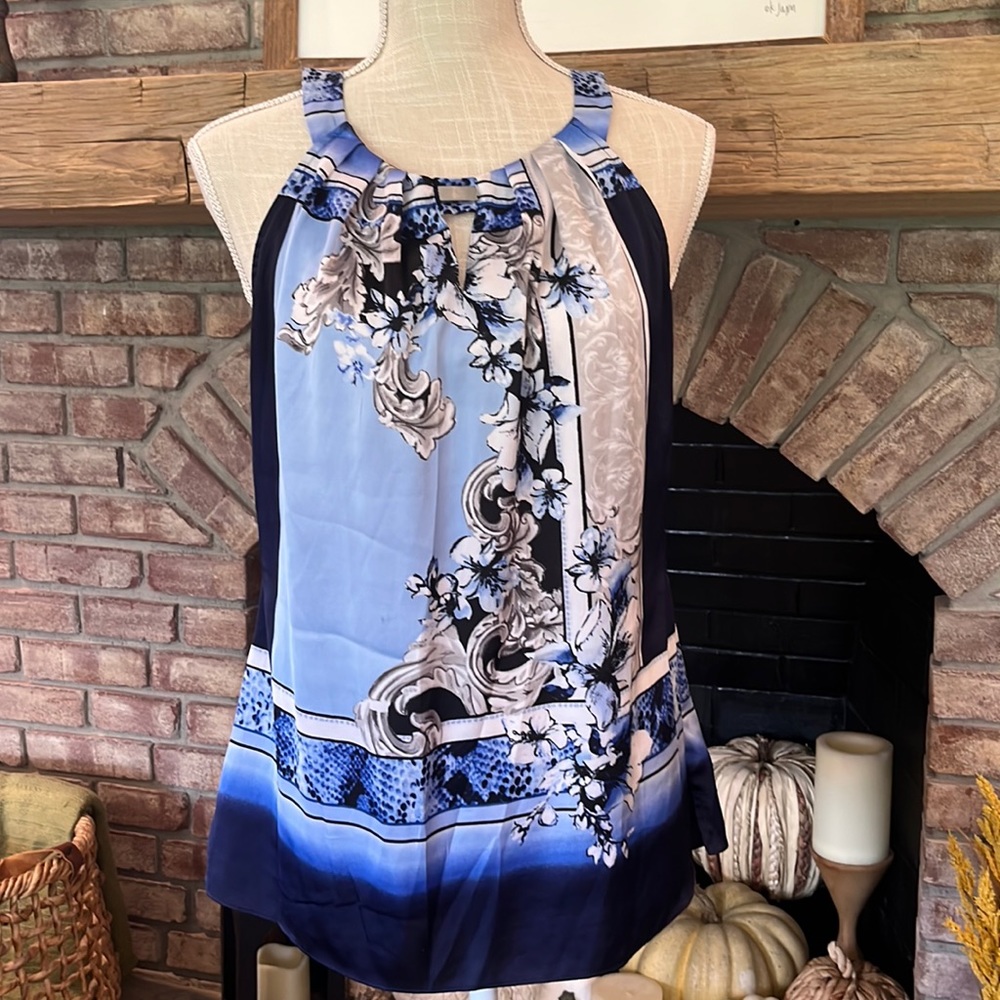 Like New- WHBM top!